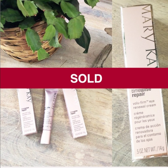 Mary Kay Other - *NWT* Mary Kay Timewise Eye Renewal Cream
